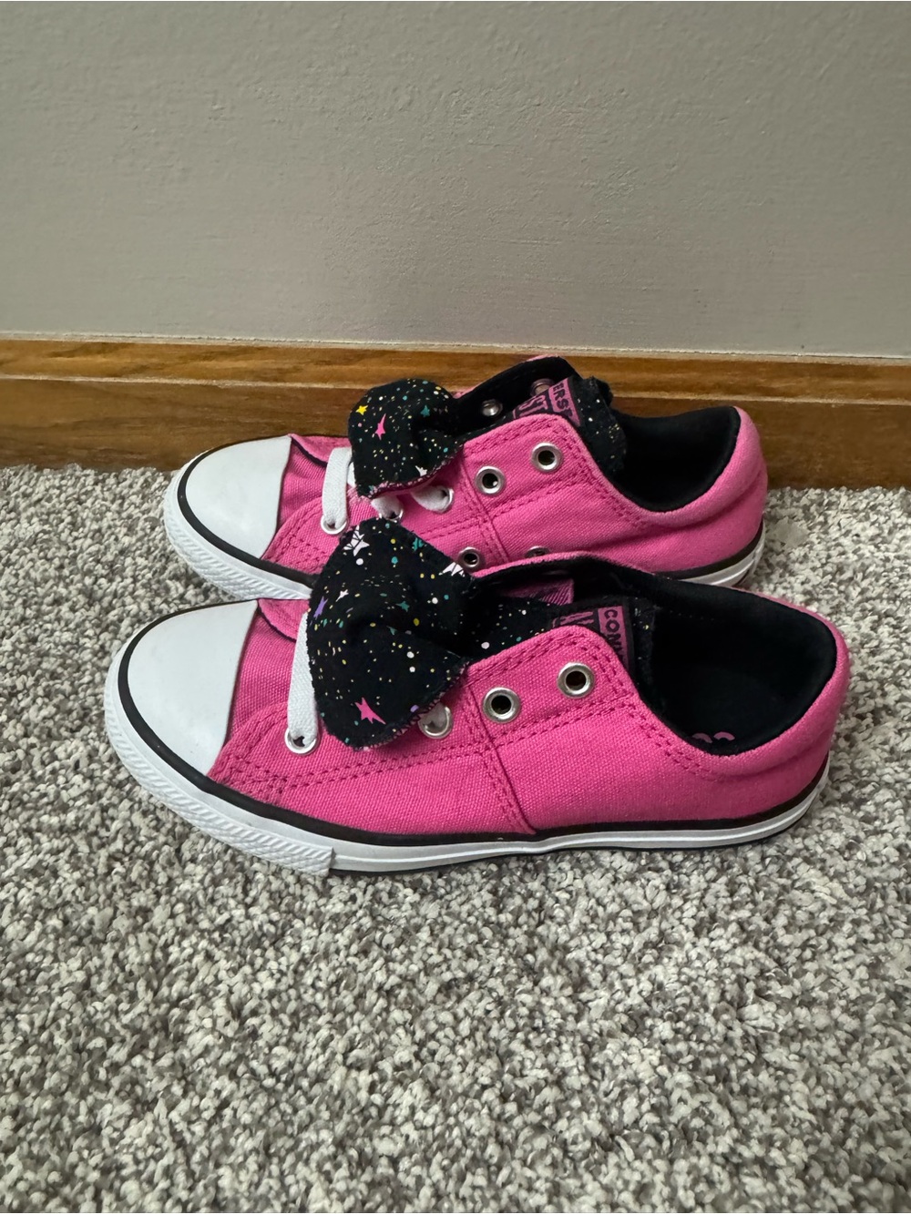 Converse Pink Low-Top Sneakers with Flip Tongue Like New Size 12